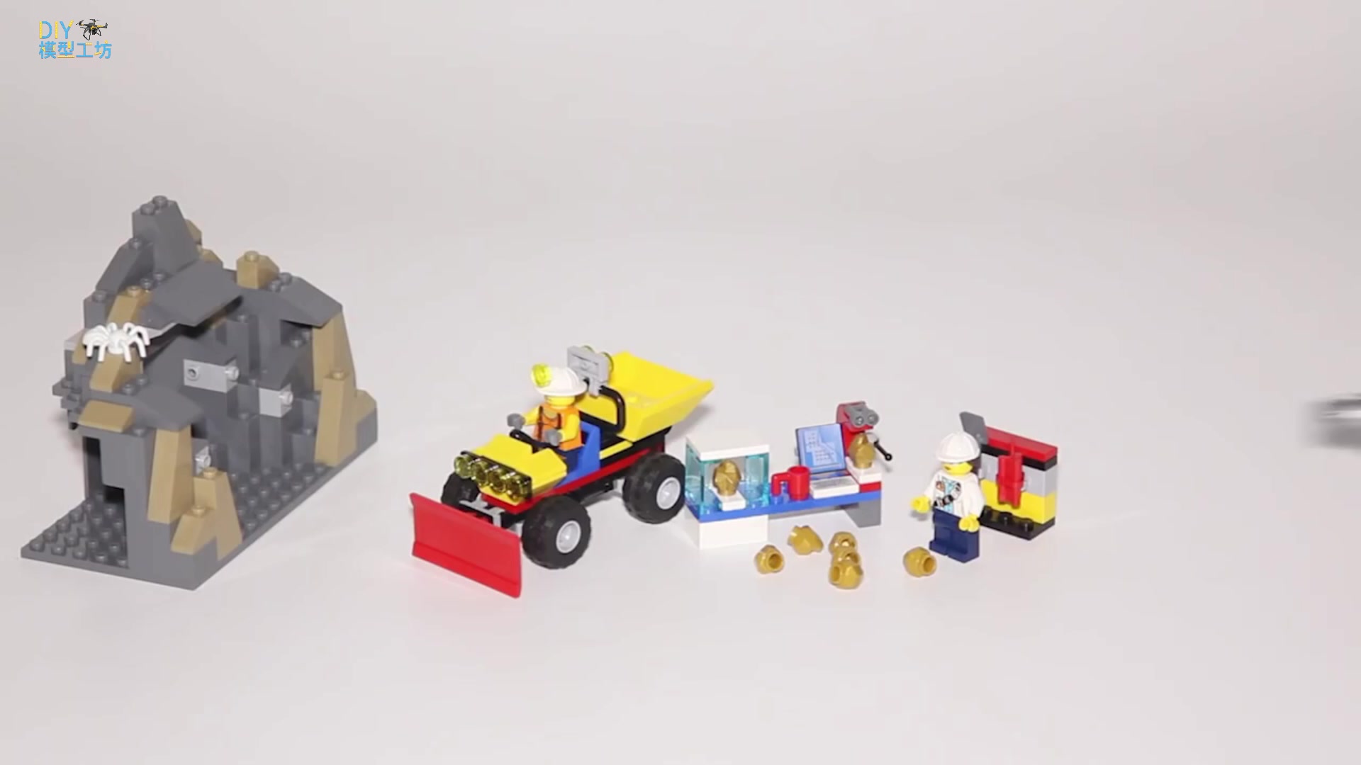 乐高采矿场拼装视频,乐高高科技移动要塞拼装视频