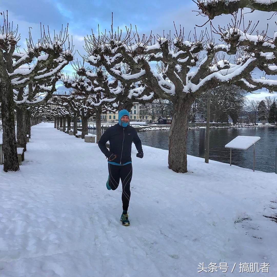 脚扭伤了一个星期后可以跑步了吗,跑步脚扭伤了的解决方法