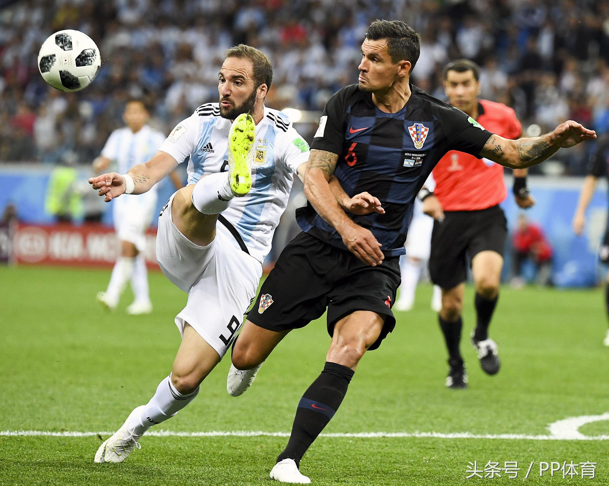 特雷泽盖阿根廷夺冠,特雷泽盖边锋