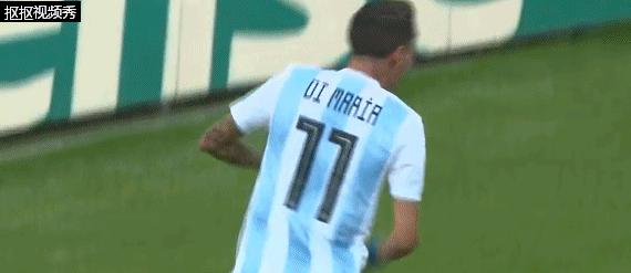 姆巴佩梅开二度绝杀巴萨,法国杯姆巴佩造三球