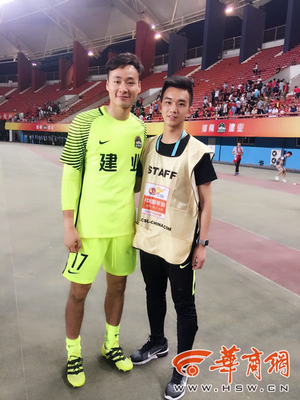 17岁学生策划高中业余足球联赛,最近正在举办的青少年足球比赛