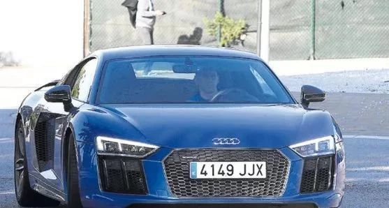 梅西30岁vs30岁c罗,梅西现状和c罗现状