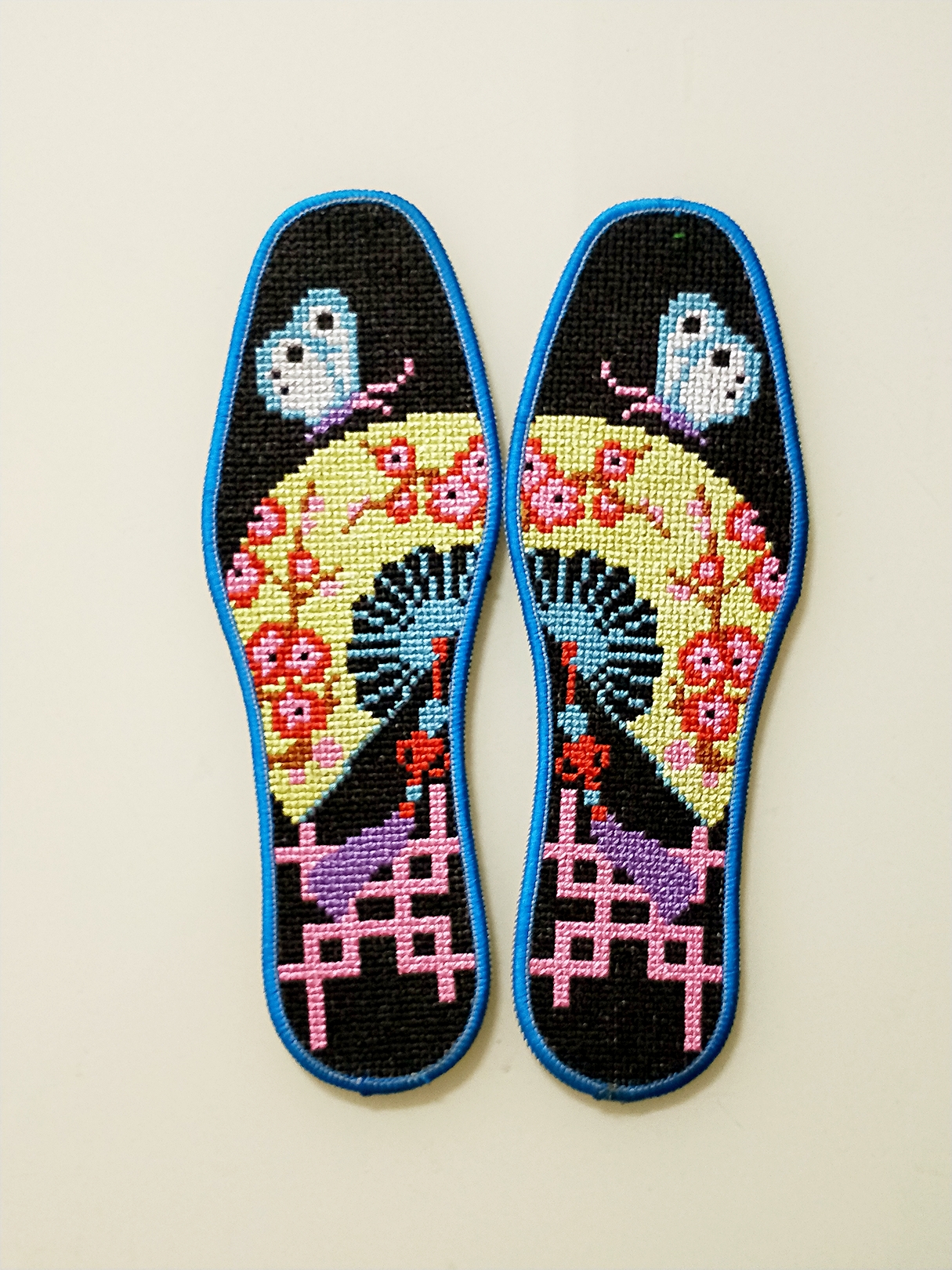 十字绣鞋垫花样图案大全新款,半成品十字绣鞋垫多少钱一双