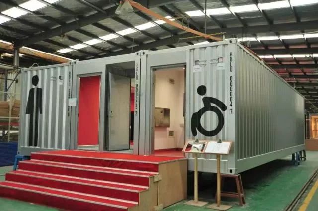 梅西c罗十大悲伤时刻,梅西球场告别巴萨擦泪