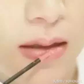 看嘴唇猜明星名字,明星同款超显白的色号