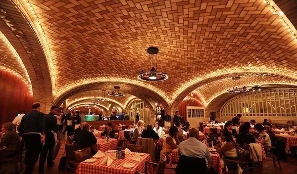 你不知道出国旅游先看攻略吗,出国旅游这些地方不要去