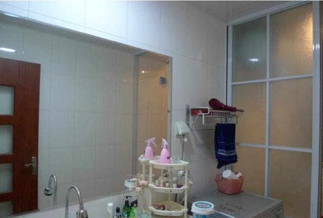 老公坚持让哥们装，这样的效果不含家具花13万，悔死了！