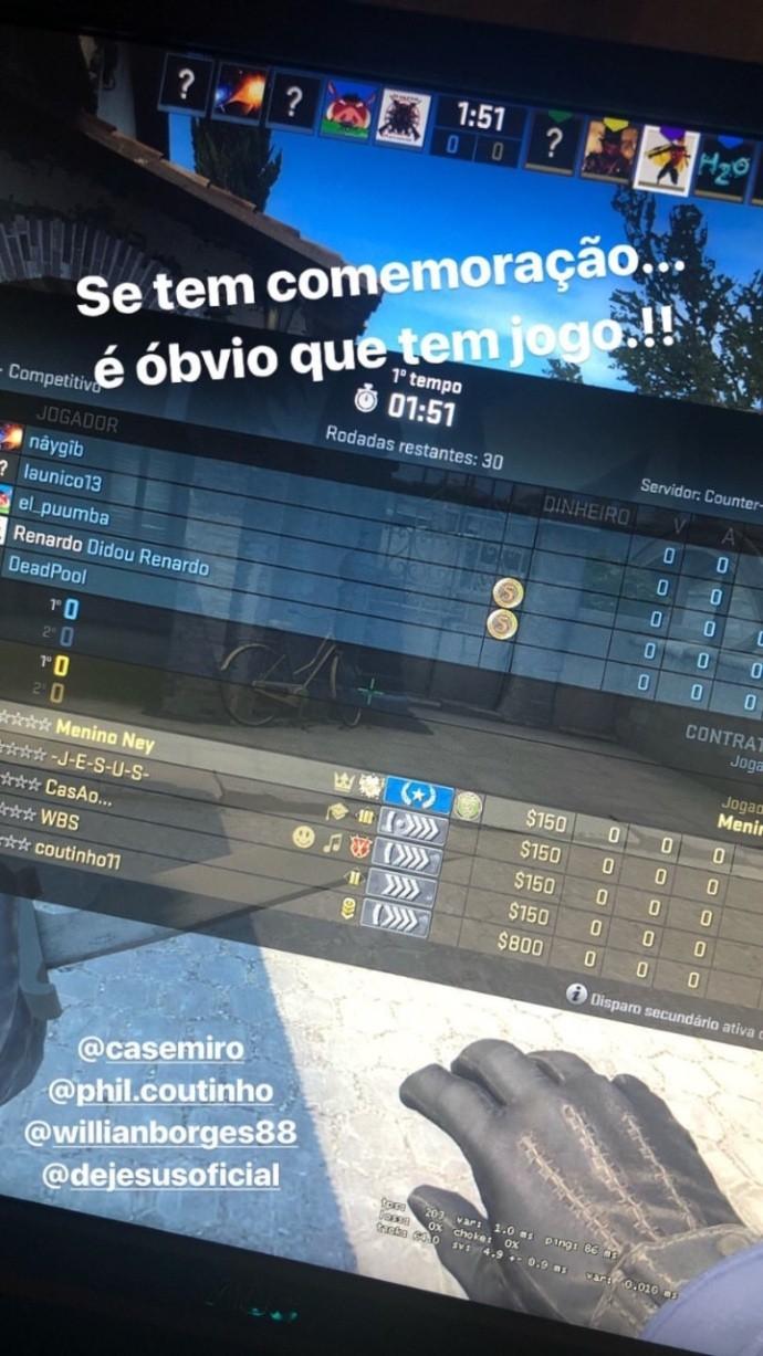 内马尔和梅西在玩足球游戏,世界杯球星梅西内马尔c罗