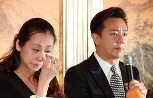 黄宗泽胡杏儿婚后相遇,黄宗泽胡杏儿恋情第一次曝光