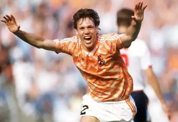 足球世界杯巨星有哪些,世界杯历史上最强大的足球队