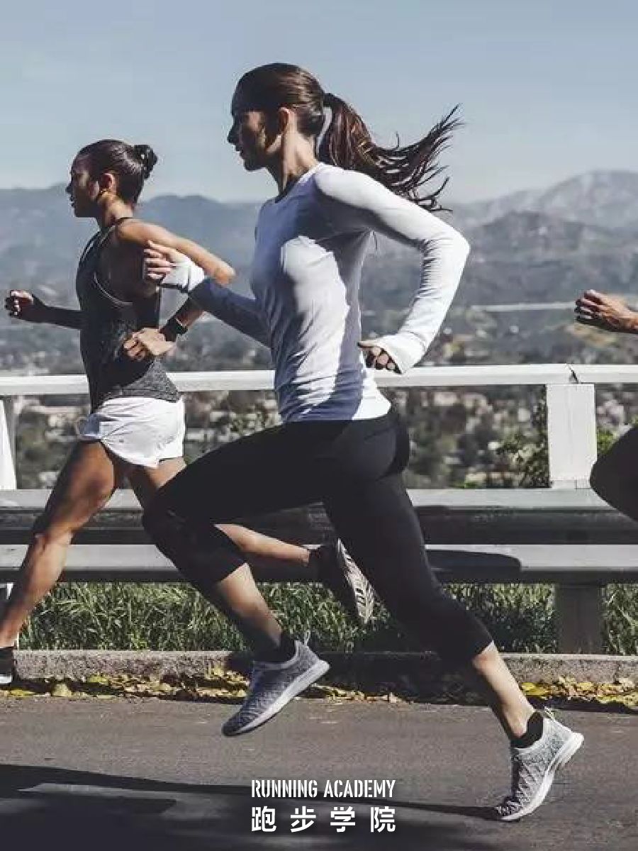 孩子跑步就想吐怎么回事,为什么跑步了想吐胸口闷