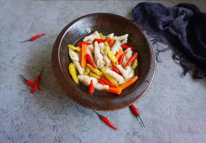 网红柠檬酸辣鸡爪你吃了吗,酸辣柠檬鸡爪最火视频