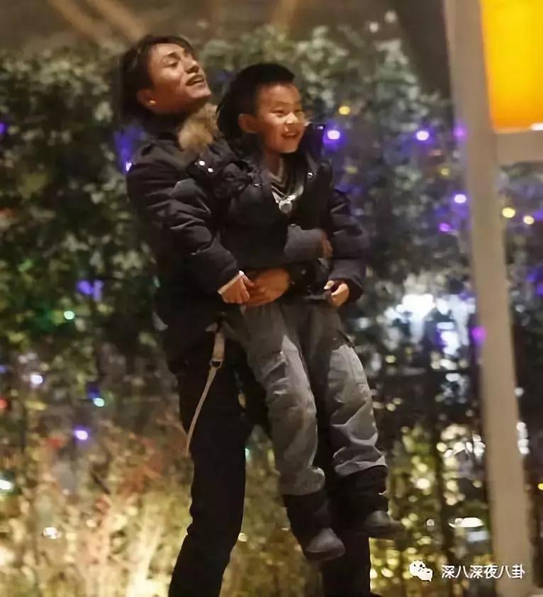 陈坤谈c罗视频,陈坤点赞吴磊视频