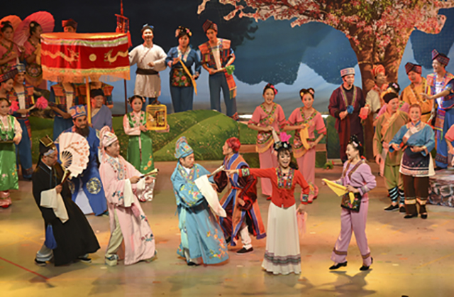 走进壮族歌仙刘三姐的故乡,壮族歌仙刘三姐的故乡