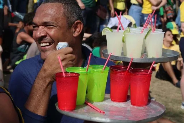 巴西世界杯光辉岁月,万人瞩目的世界杯