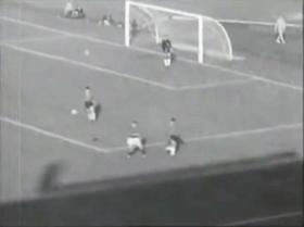 面对恶意犯规内马尔是如何回应的,批评内马尔