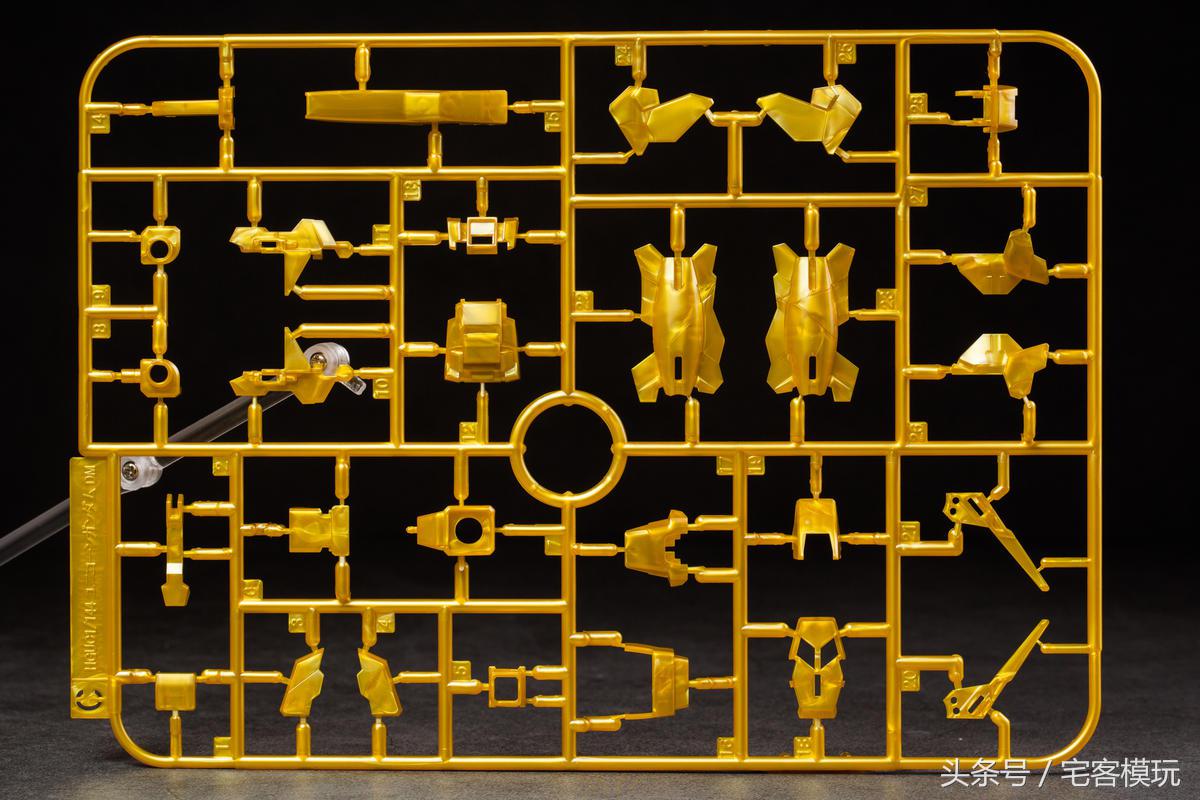 hguc213独角兽3号机,万代hg78高达