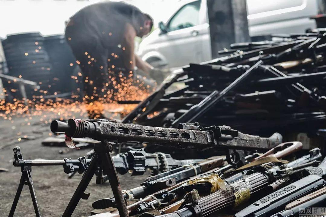 各国犯罪分子用过什么土造*器武**？中国罪犯魔改的最猛！