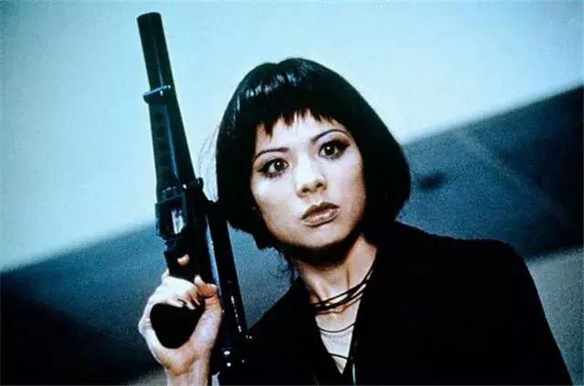 钟楚红和成龙合作的电影,钟楚红成龙合作过几部电影