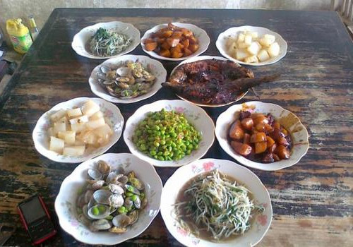 暑假带孩子回家喂猪,暑假带小孩回农村老家