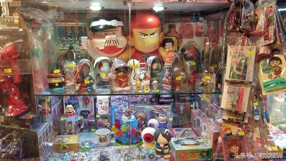 香港旺角中古玩具店,香港旺角古玩玩具店