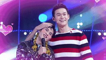 后期菌来带你看看紧张、弱不禁风、表里不一的跨界歌手长什么样