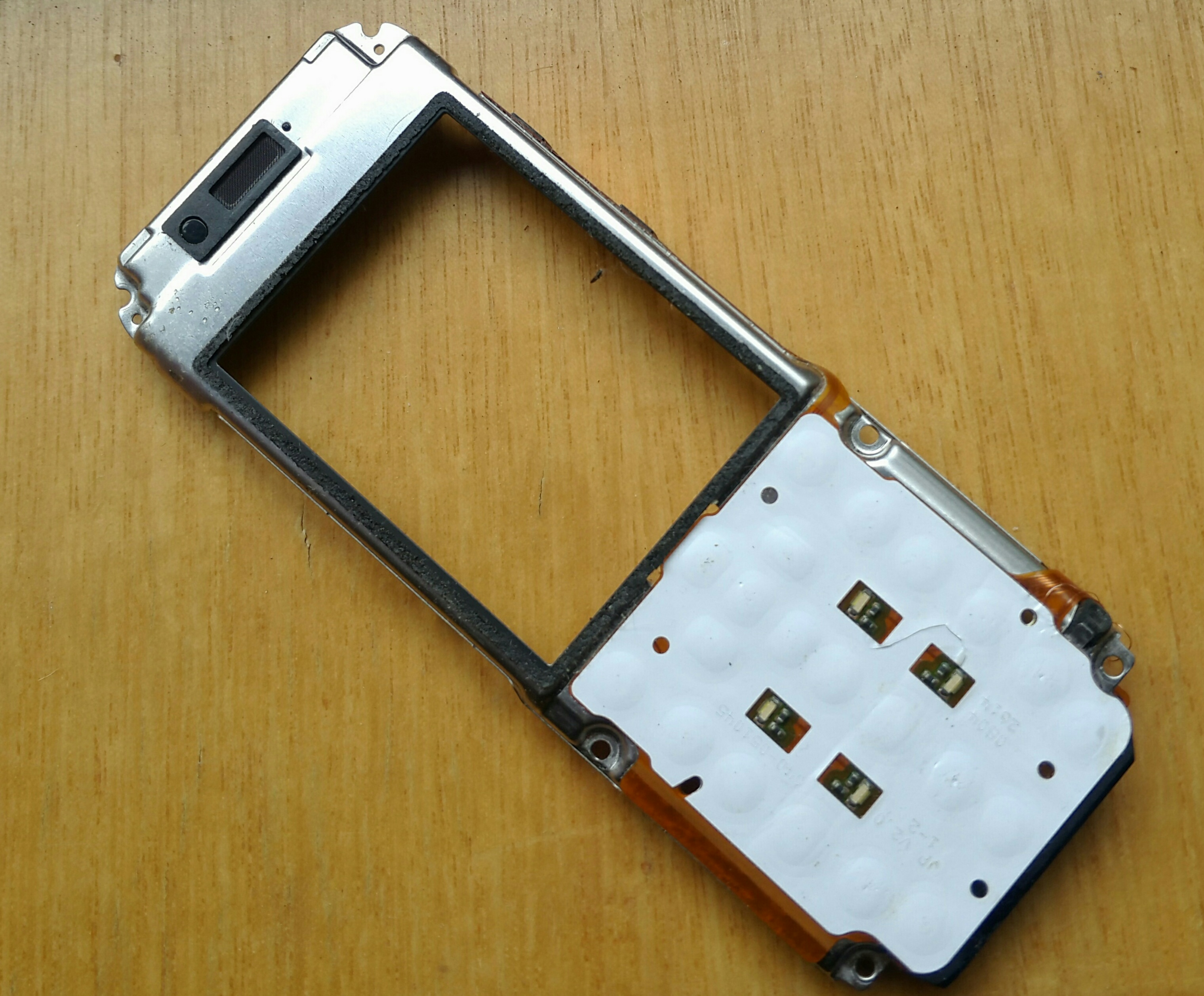 诺基亚滑盖6700s拆机,n73诺基亚手机拆解