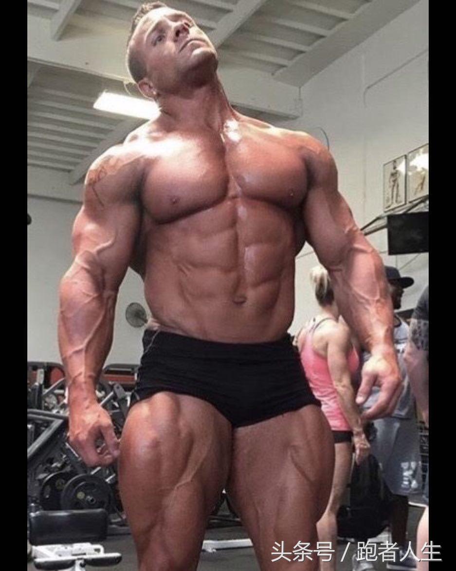 怎么样练胸肌可以让胸肌更有型,锻炼胸肌最快的方法空手练胸肌