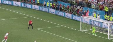 这个只有400万人口的东欧小国，在经历了10年内战国家分裂后，克罗地亚队一路逆袭闯入世界杯总决赛！