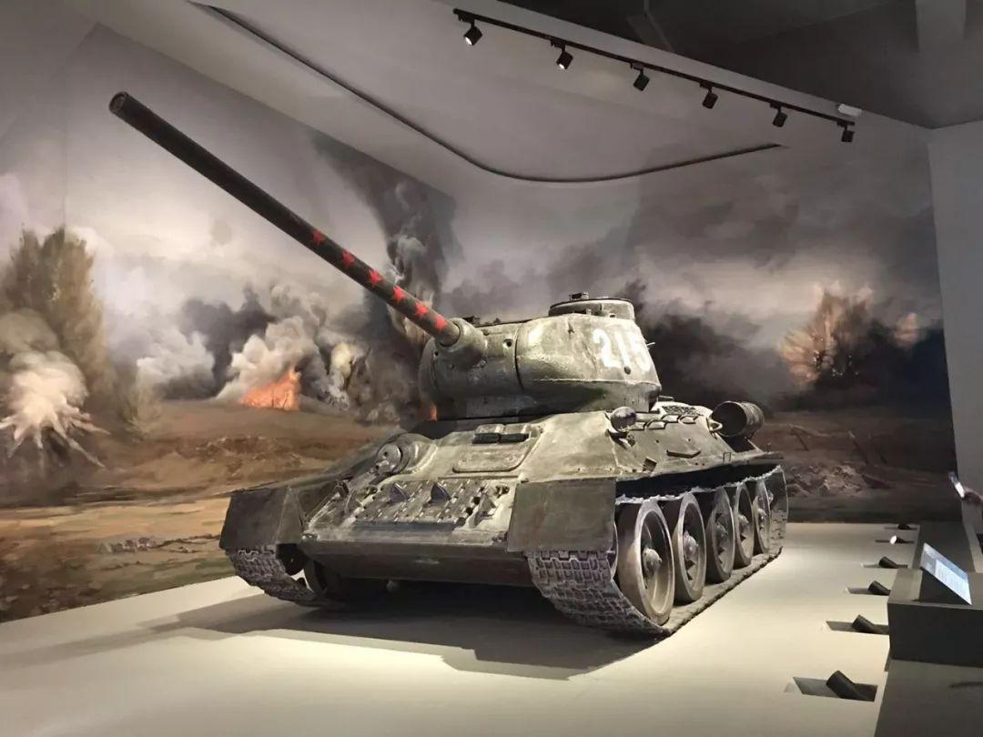 最伟大的坦克战纪录片,一部相当震撼的俄罗斯战争电影