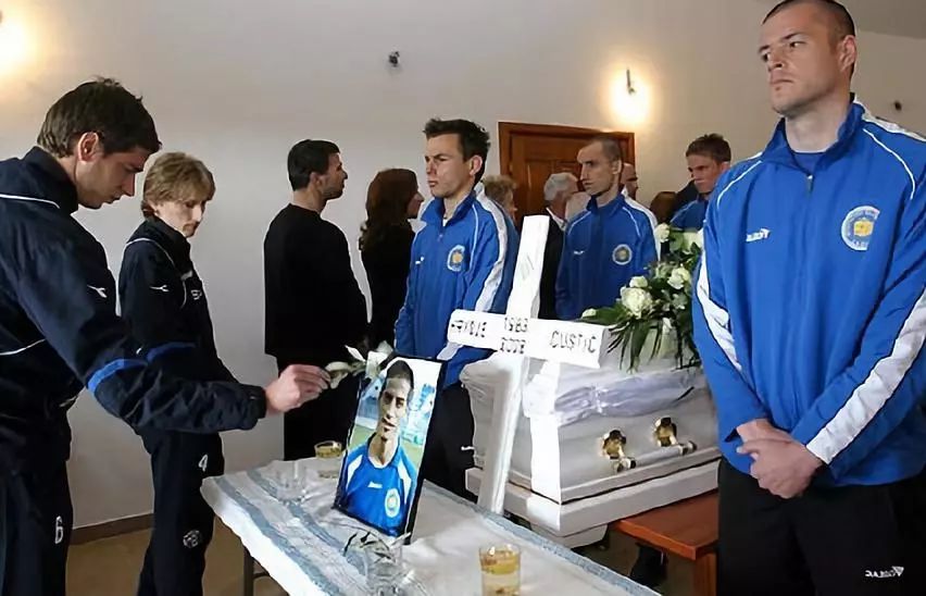 当克罗地亚进球全场欢呼,克罗地亚的门将到底有多厉害