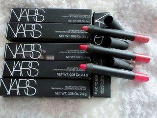 大牌口红推荐黄皮显白适合妈妈,黑黄皮必入手的10支超显白口红