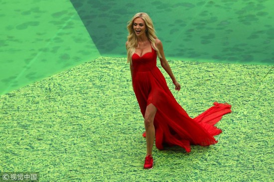 俄罗斯体坛第一美女,俄罗斯美女足球