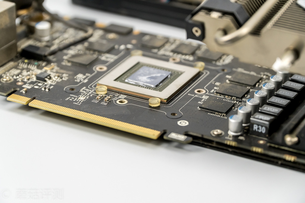 更换新显卡后风扇转得特别厉害,七彩虹gtx9602g显卡换风扇