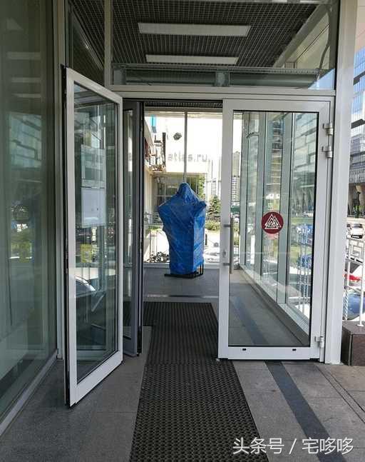 10张没p图但透露着诡异的照片,19张诡异的图片