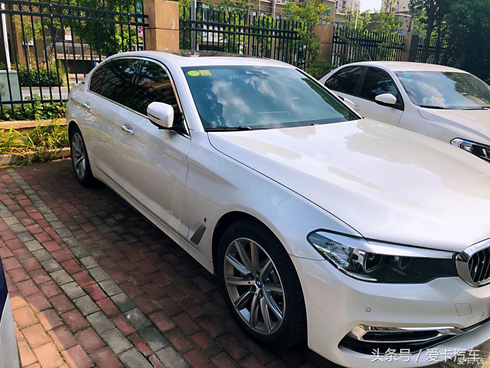 车主喜提宝马5系混动，250块钱开了1200公里，省心省钱！