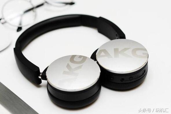 1500元的耳机推荐2015,盘点10大百元头戴式耳机