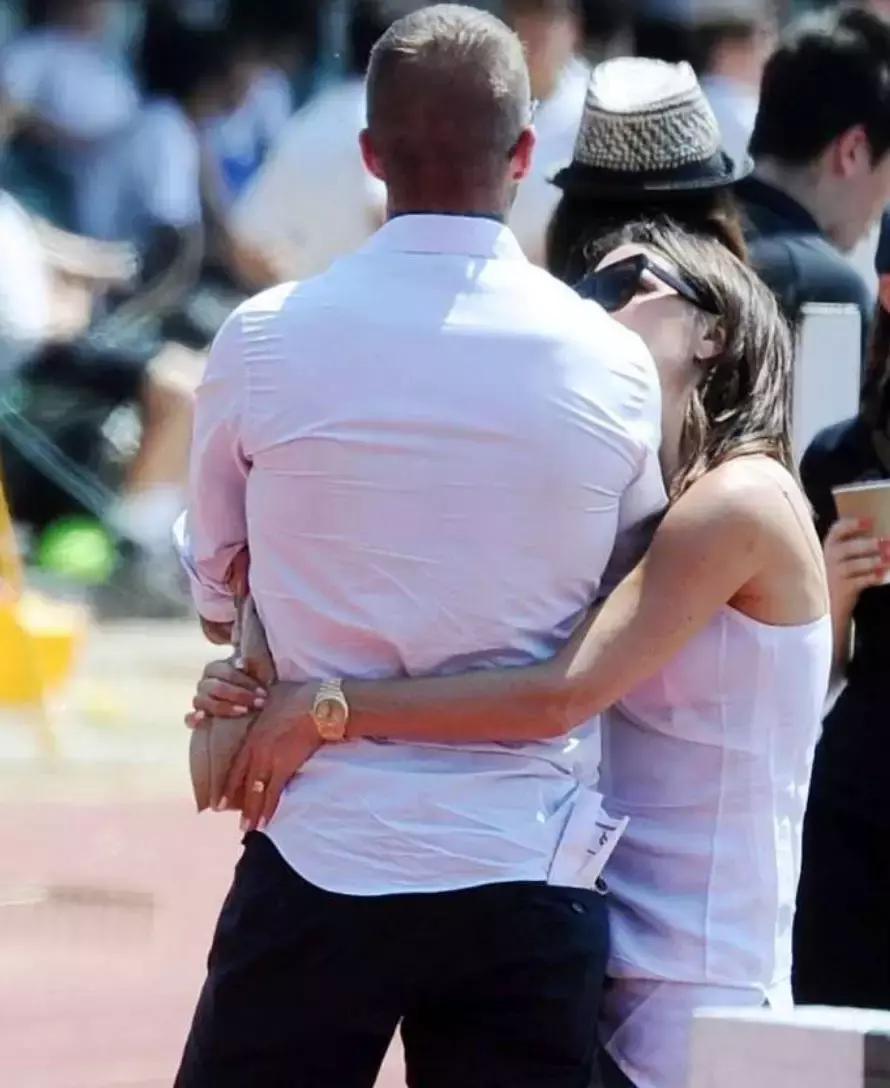 维多利亚夫妇是离婚了吗,维多利亚的婚姻现状