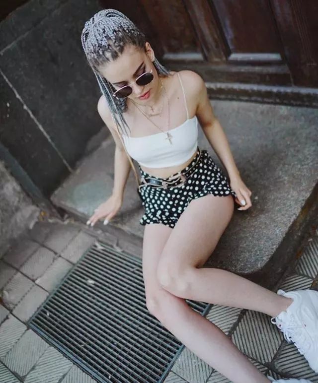 ins穿搭博主女生小个子,18岁ins风穿搭