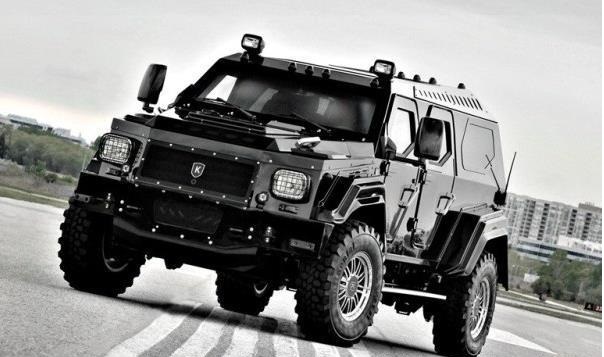 悍马汽车的防御,悍马的防撞能力