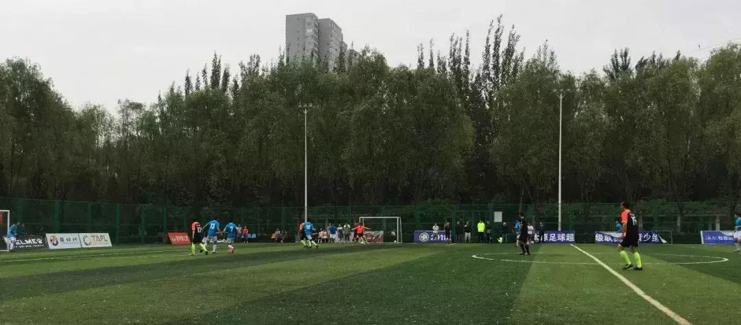 雨中足球名场面,雨中足球