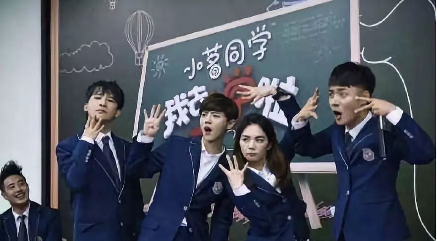 ella韩国和yg解约了吗,ella单飞原因