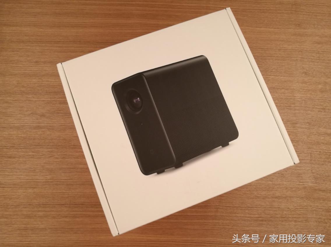小米米家投影仪好吗,小米米家一代投影仪