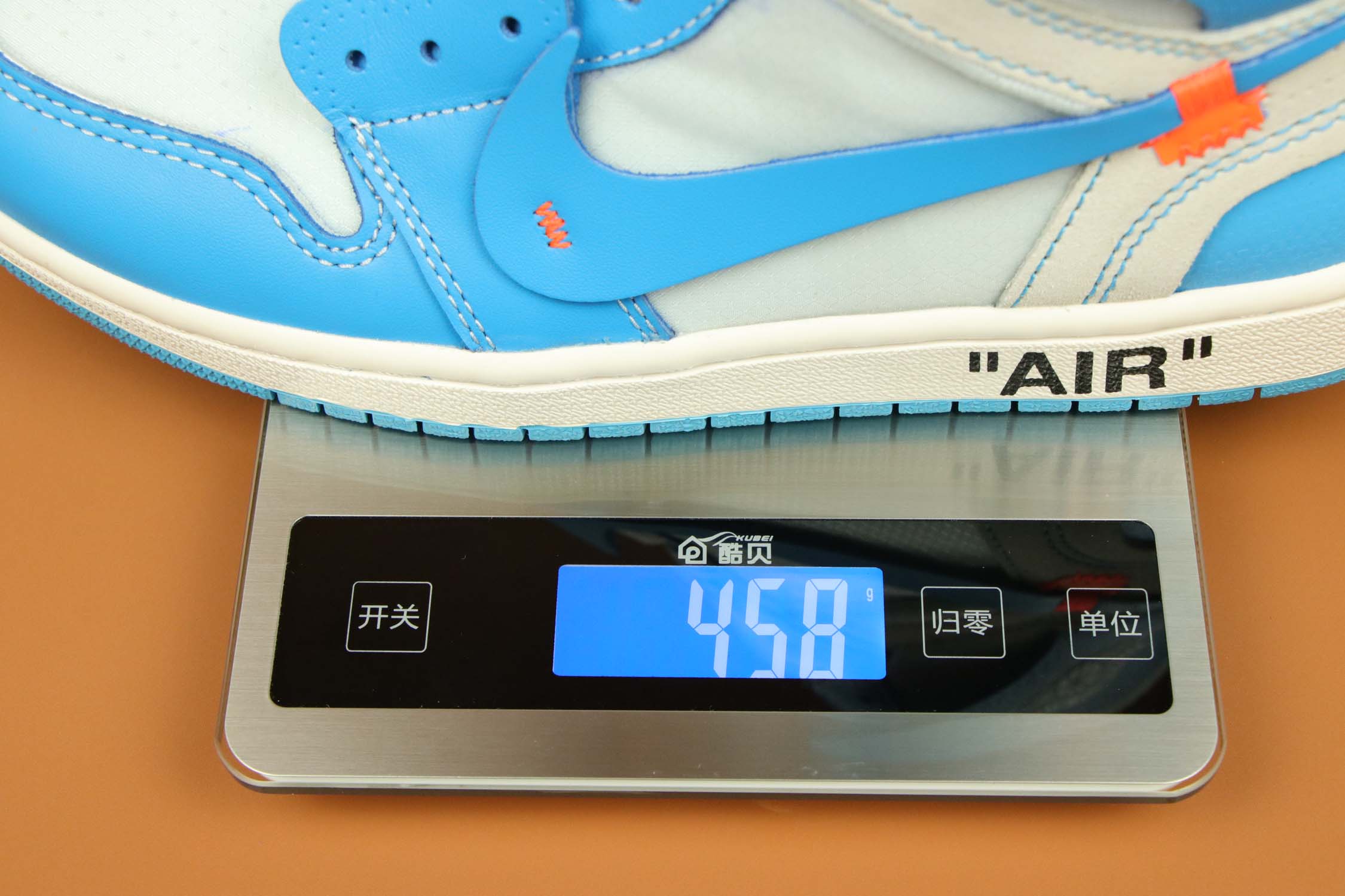 aj球鞋第一款,AJ1球鞋推荐