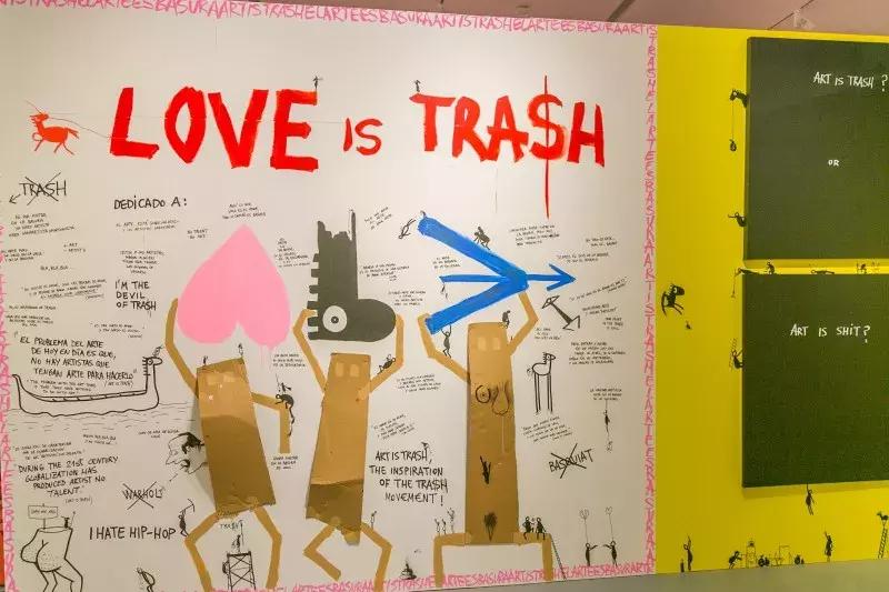 GUCCI出马桶了？纽约爆火的出厂设置展来魔都了，首日就1w人打卡