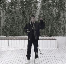 在镇魂中朱一龙演了几个角色,朱一龙镇魂痛心片段