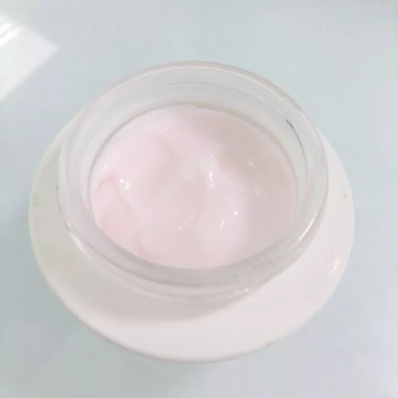 特别多的黑头毛孔也特别大怎么办,黑头最烦人的问题