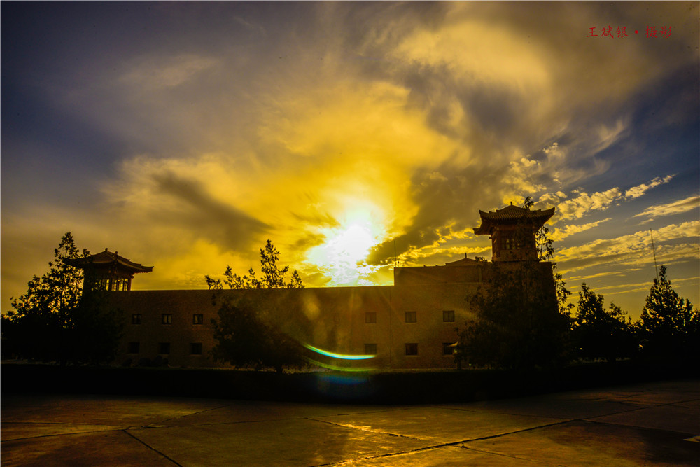 敦煌山庄设计风格,敦煌山庄属于什么档次