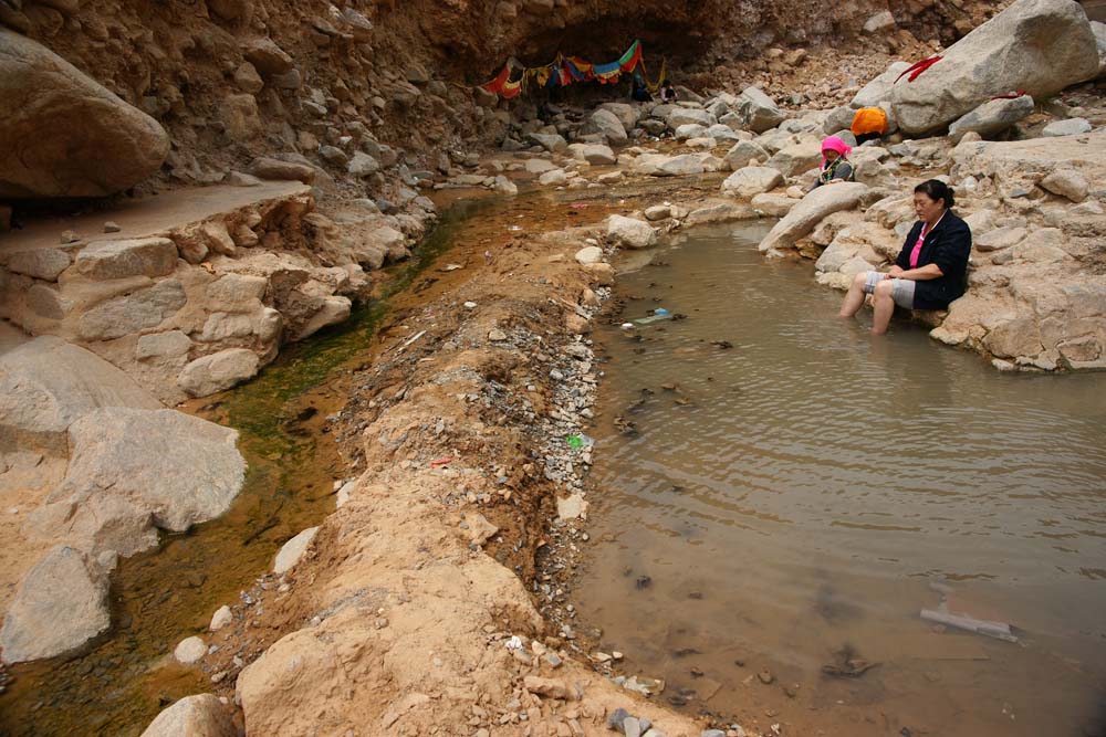 贵德泡温泉攻略,贵德扎仓温泉旅游攻略