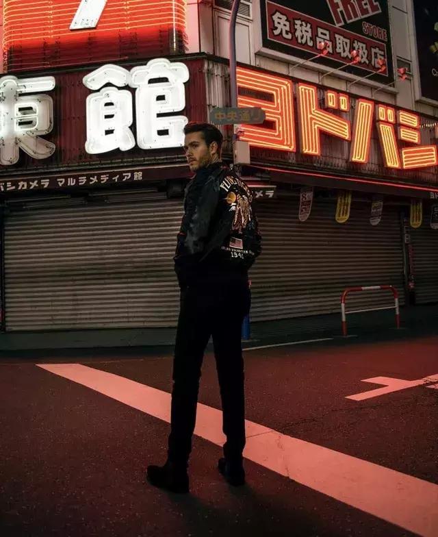 时尚博主教你穿衣｜摆脱摒弃土直，变身时尚王子—AdamGallagher